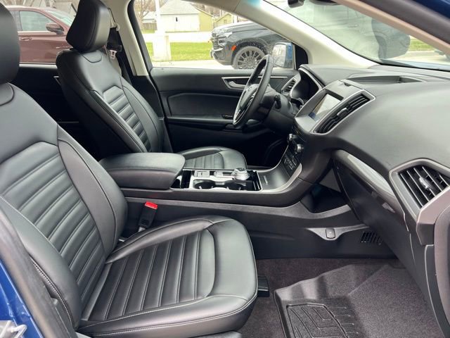 Used 2020 Ford Edge SEL w/ Convenience Package image 12