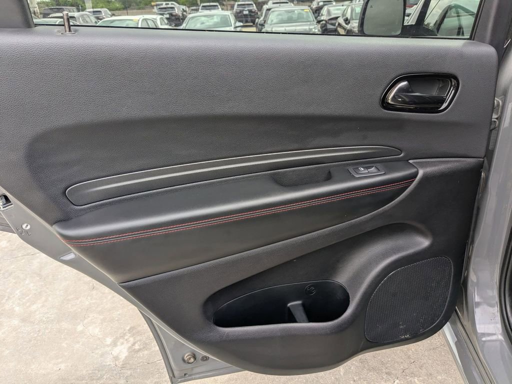 Used 2025 Dodge Durango GT image 24