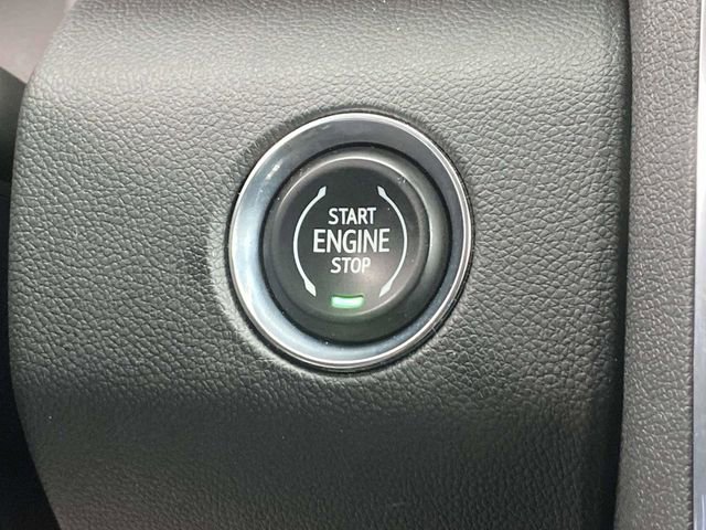 Used 2025 GMC Acadia Elevation image 29