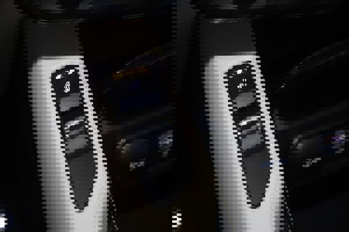 Used 2024 Kia Telluride S w/ S Sunroof Package image 8