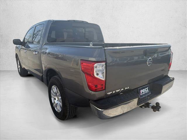 Used 2019 Nissan Titan SV RWD image 3