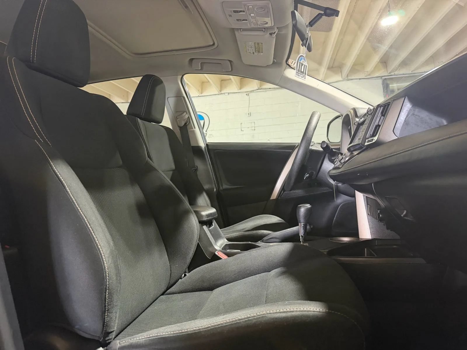 Used 2014 Toyota RAV4 XLE AWD/4WD image 10