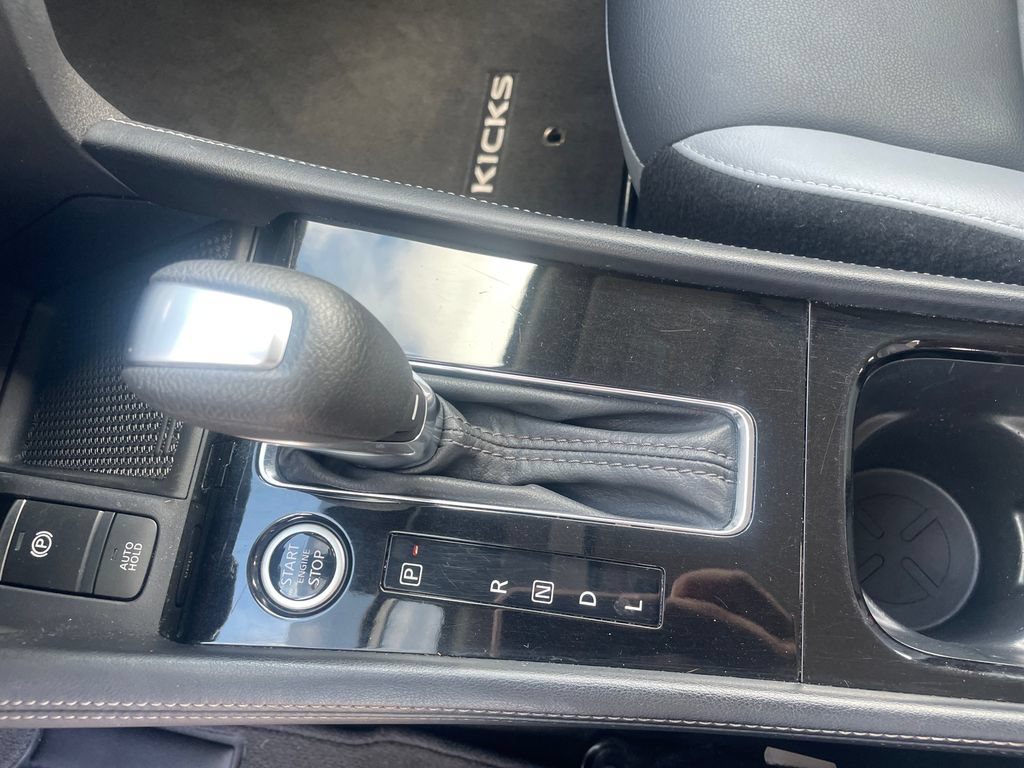 Certified 2024 Nissan Kicks SR w/ SR Premium Package FWD image 24