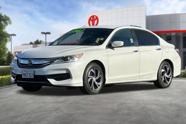 Used 2017 Honda Accord LX image 9