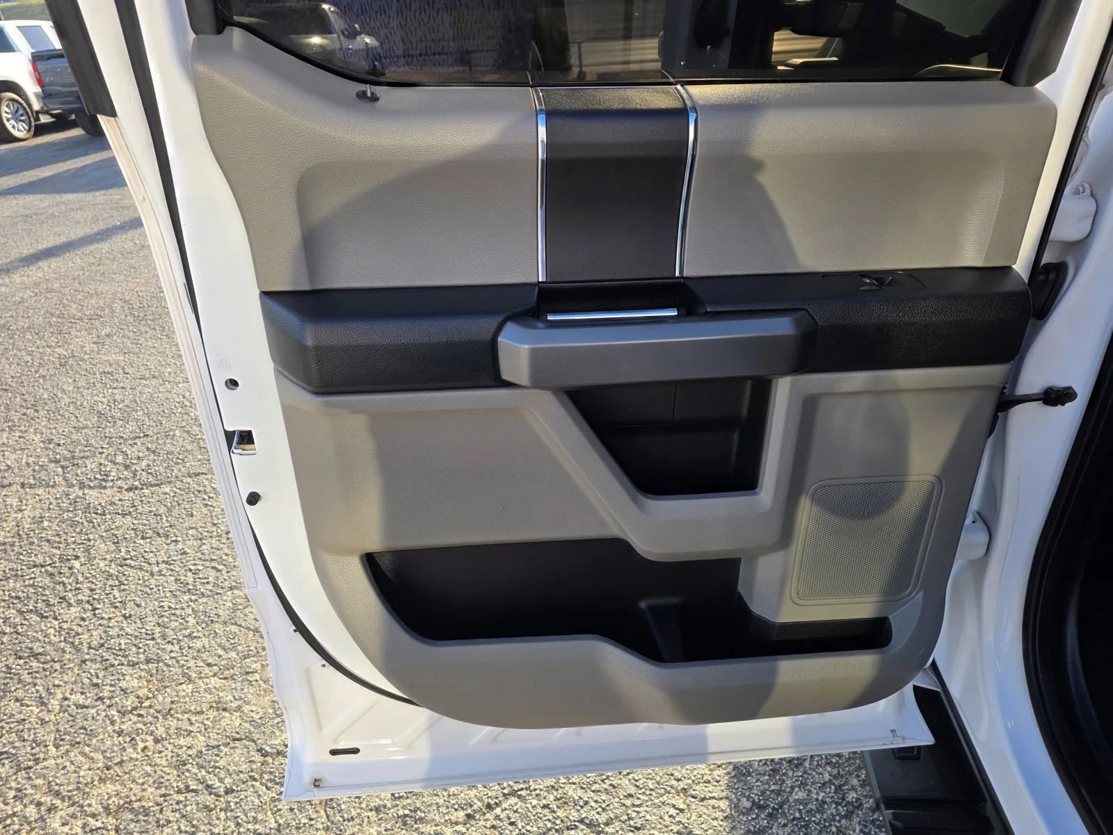 Used 2017 Ford F150 XLT w/ Trailer Tow Package AWD/4WD image 12