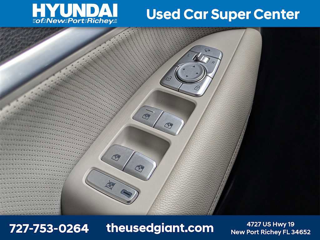 Used 2020 Genesis G70 2.0T w/ Elite Package image 34