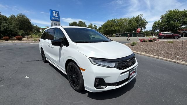 New 2026 Honda Odyssey Sport-L image 2