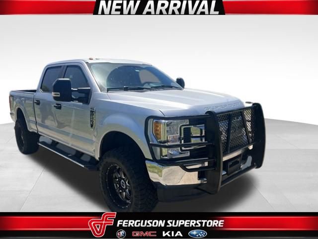 Used 2017 Ford F250 XL w/ STX Appearance Package AWD/4WD image 1