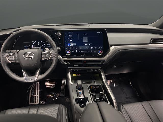 Used 2025 Lexus TX 500h AWD image 10