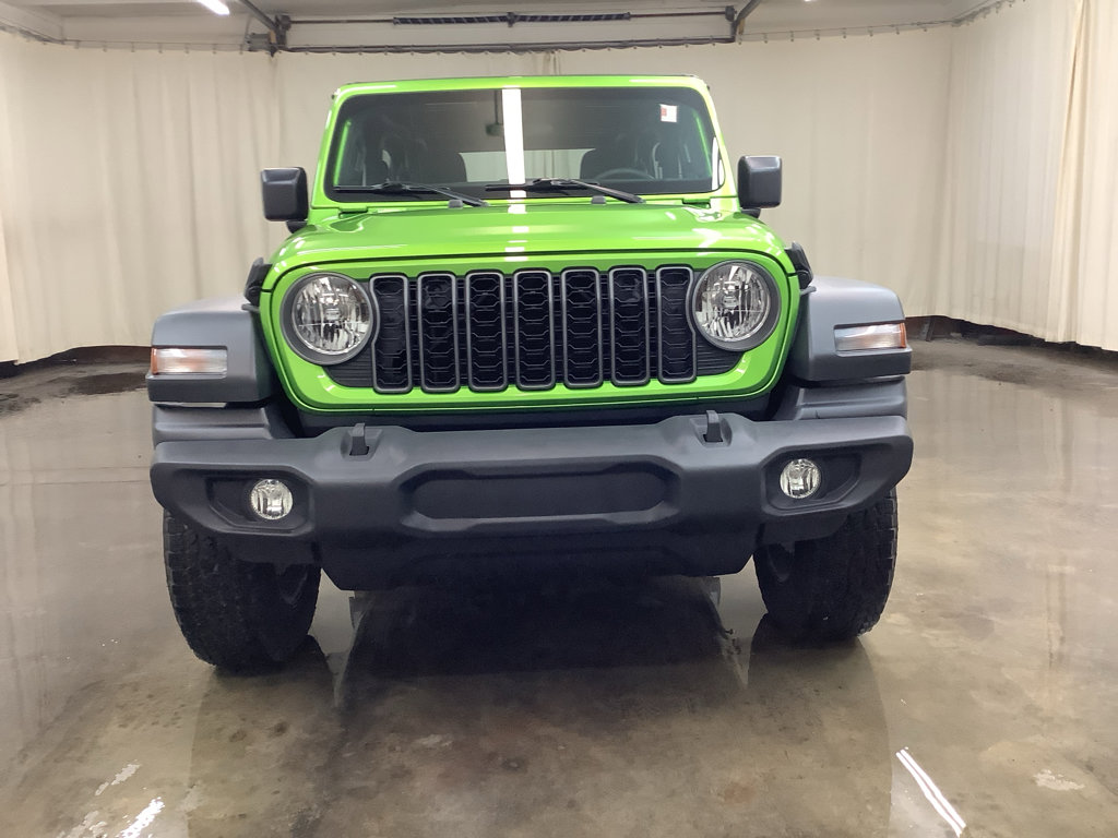 Used 2025 Jeep Wrangler Sport image 10
