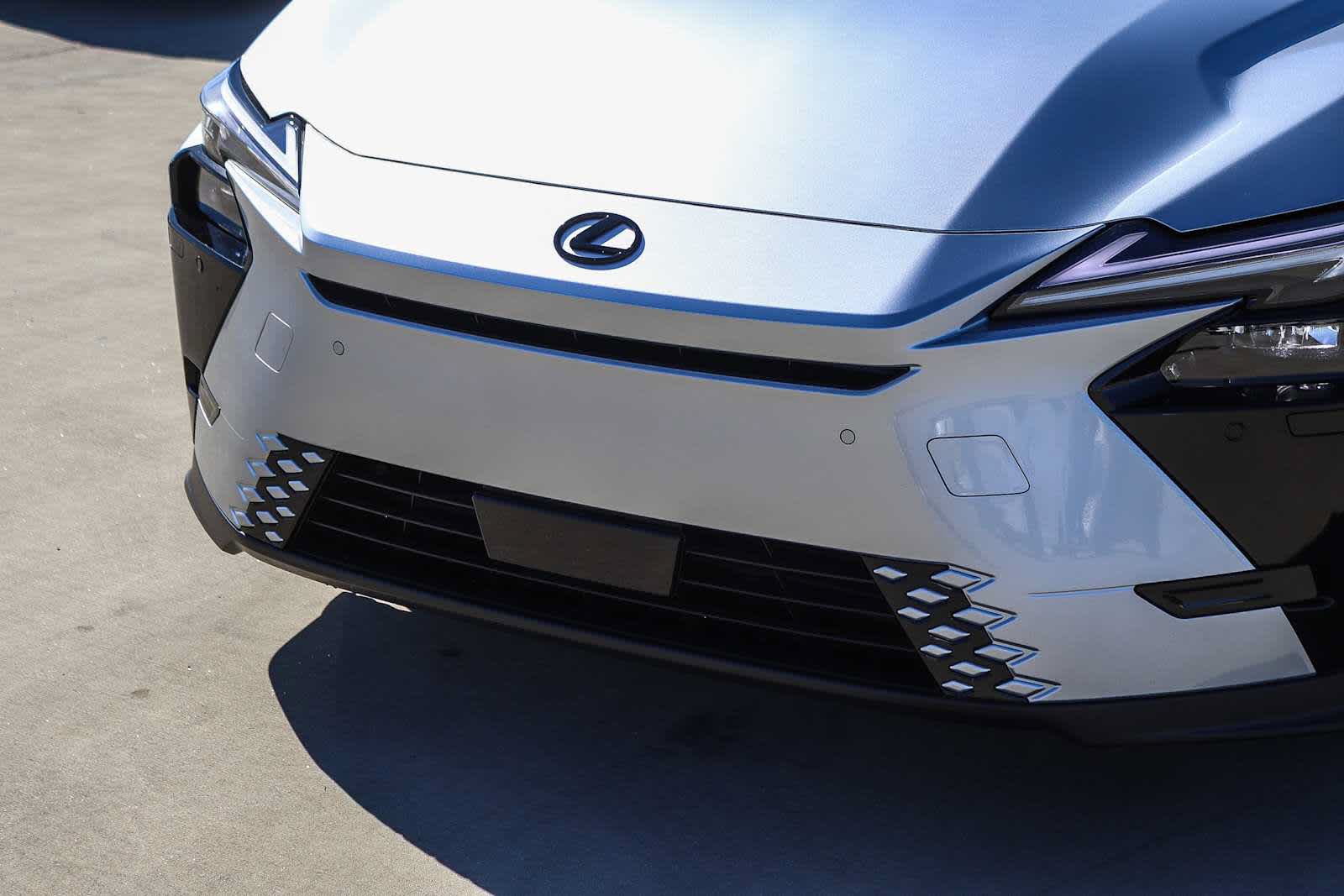 New 2026 Lexus ES 350h w/ Convenience Package FWD image 8