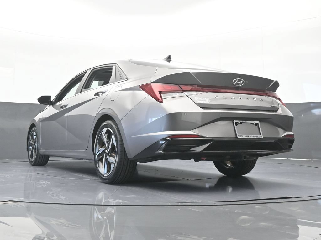 Used 2022 Hyundai Elantra Limited FWD image 58