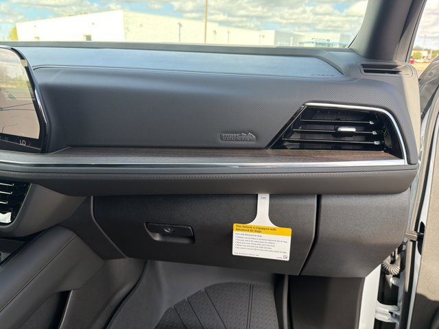 New 2026 Chevrolet Suburban High Country w/ Sun And Tow Package image 35