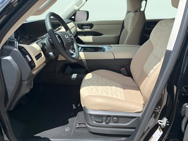 New 2025 Nissan Armada Platinum w/ Convenience Package image 8