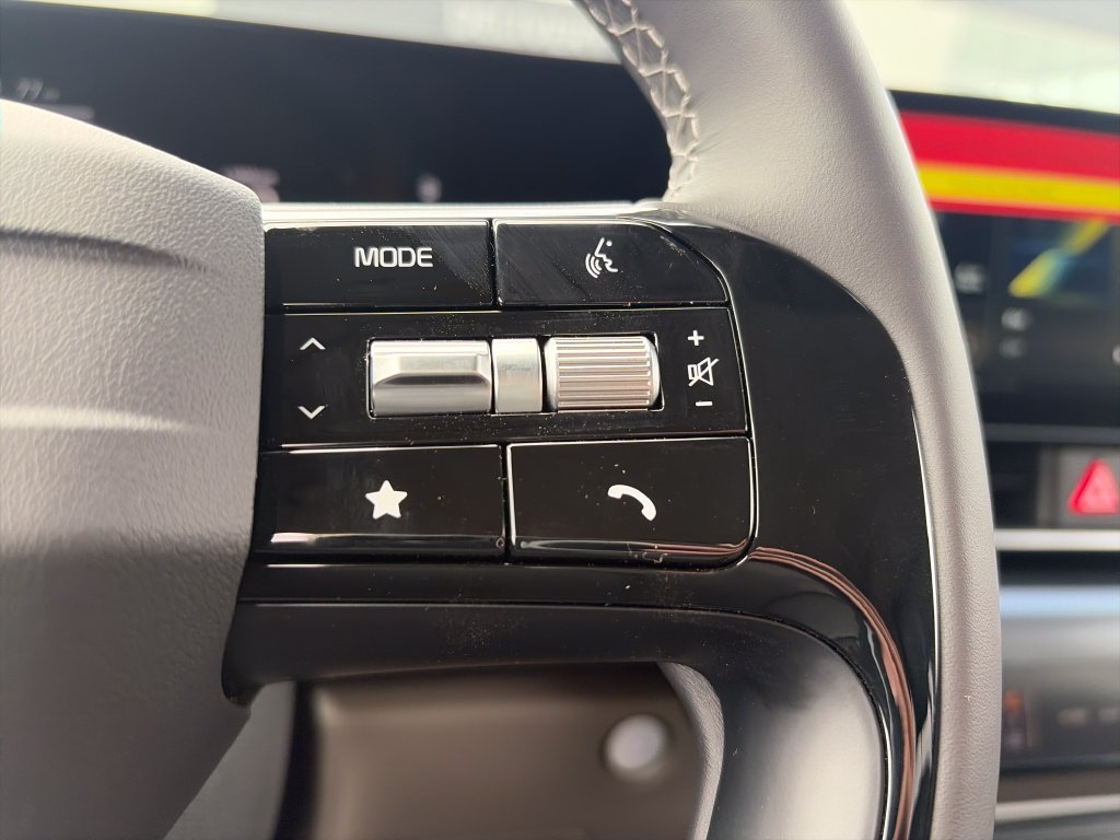 New 2027 Kia Carnival FWD image 12
