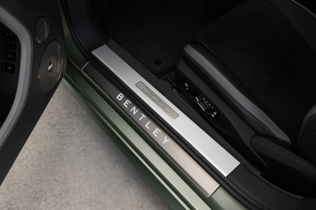 Used 2025 Bentley Continental GT Speed image 28