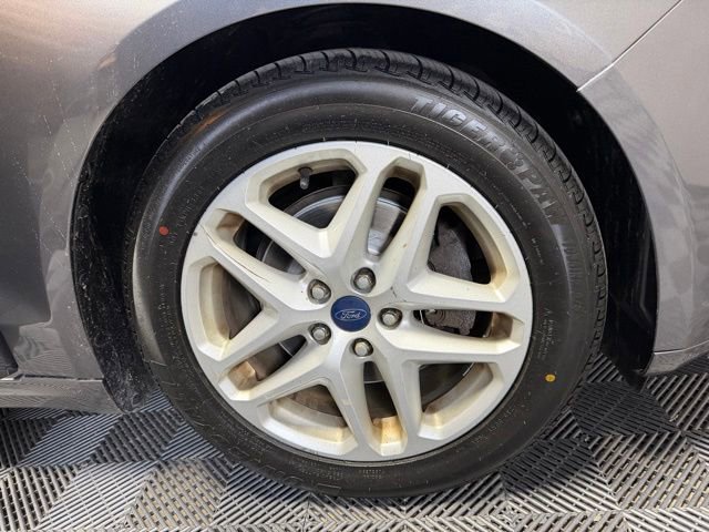Used 2014 Ford Fusion SE FWD image 41