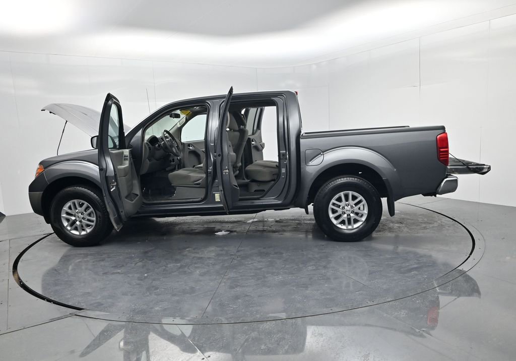 Used 2019 Nissan Frontier SV image 61