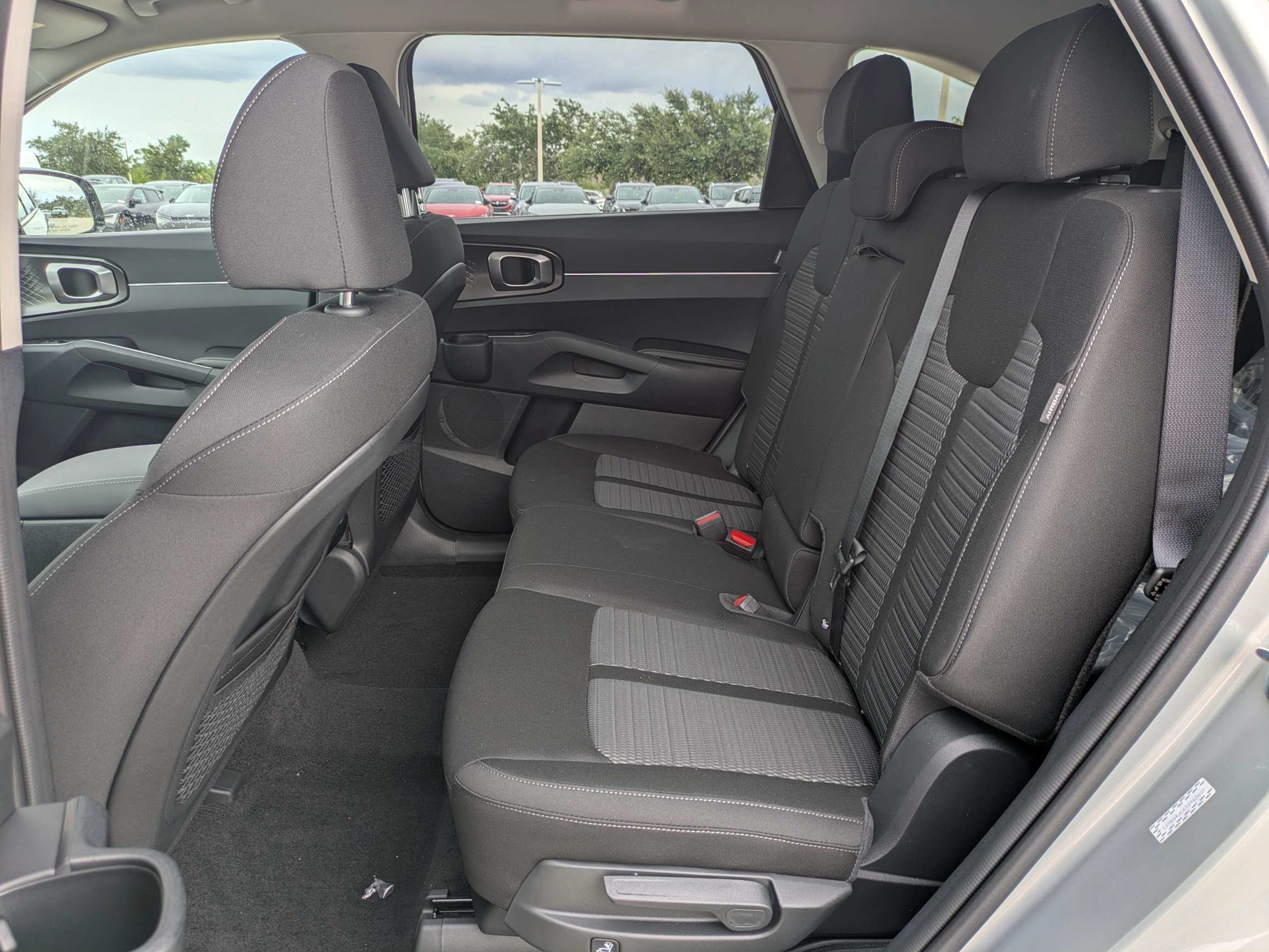 New 2026 Kia Sorento LX FWD image 15