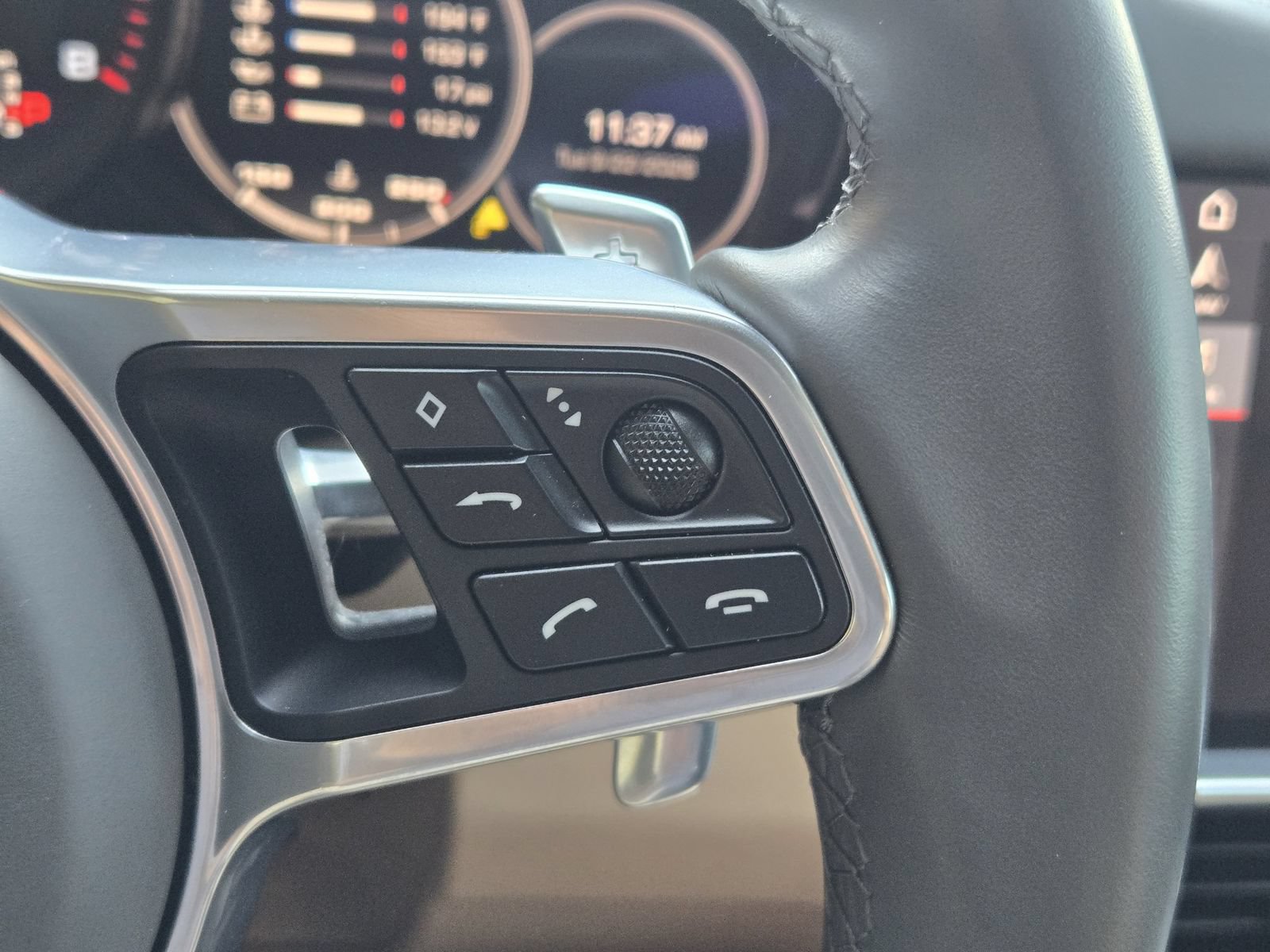 Used 2019 Porsche Cayenne AWD/4WD image 30