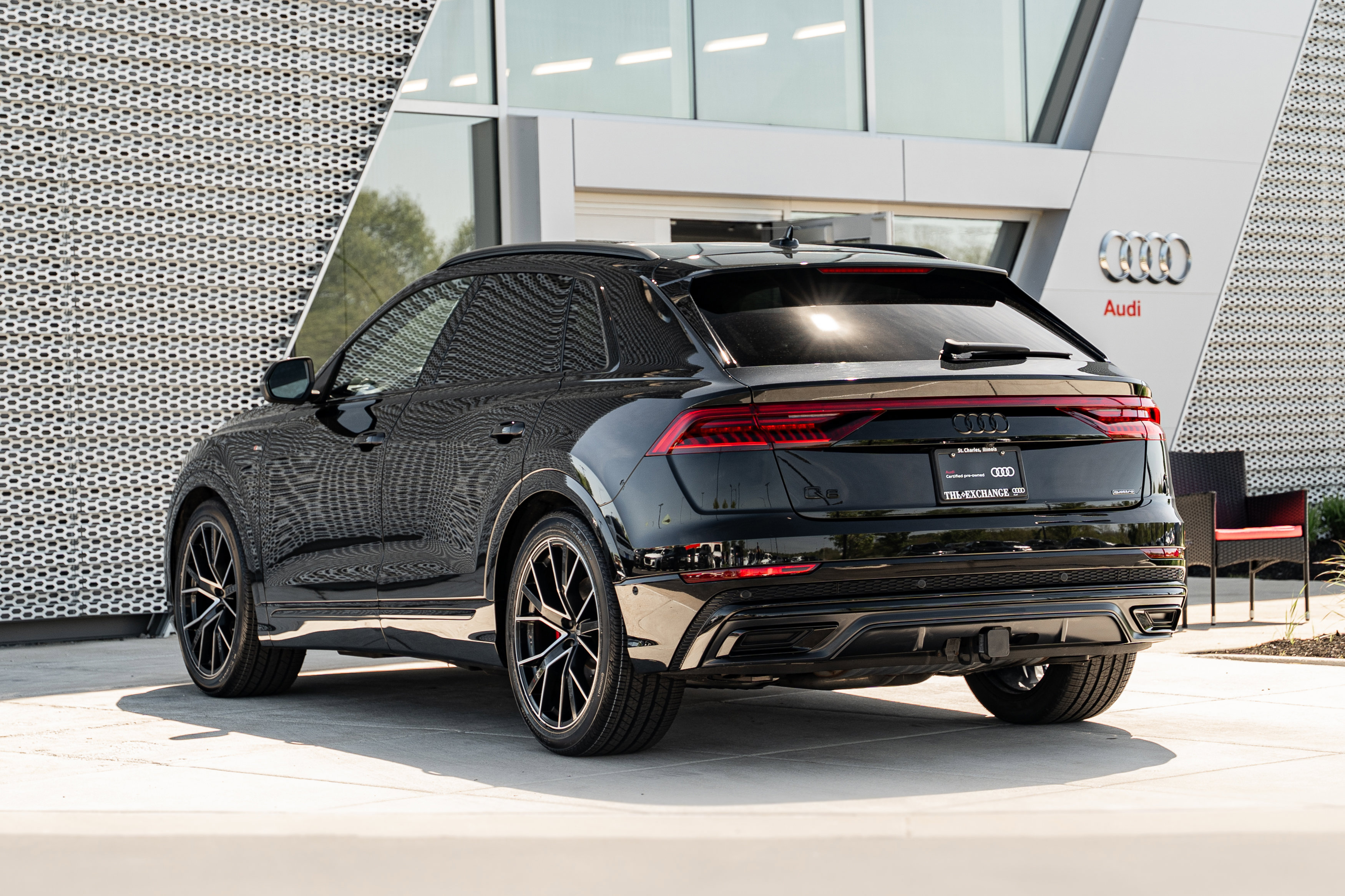 Certified 2023 Audi Q8 Prestige w/ Prestige Package AWD/4WD image 5