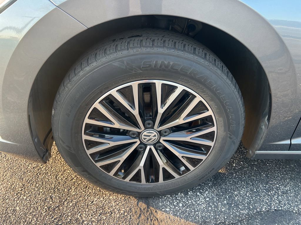 Used 2021 Volkswagen Jetta SE image 10