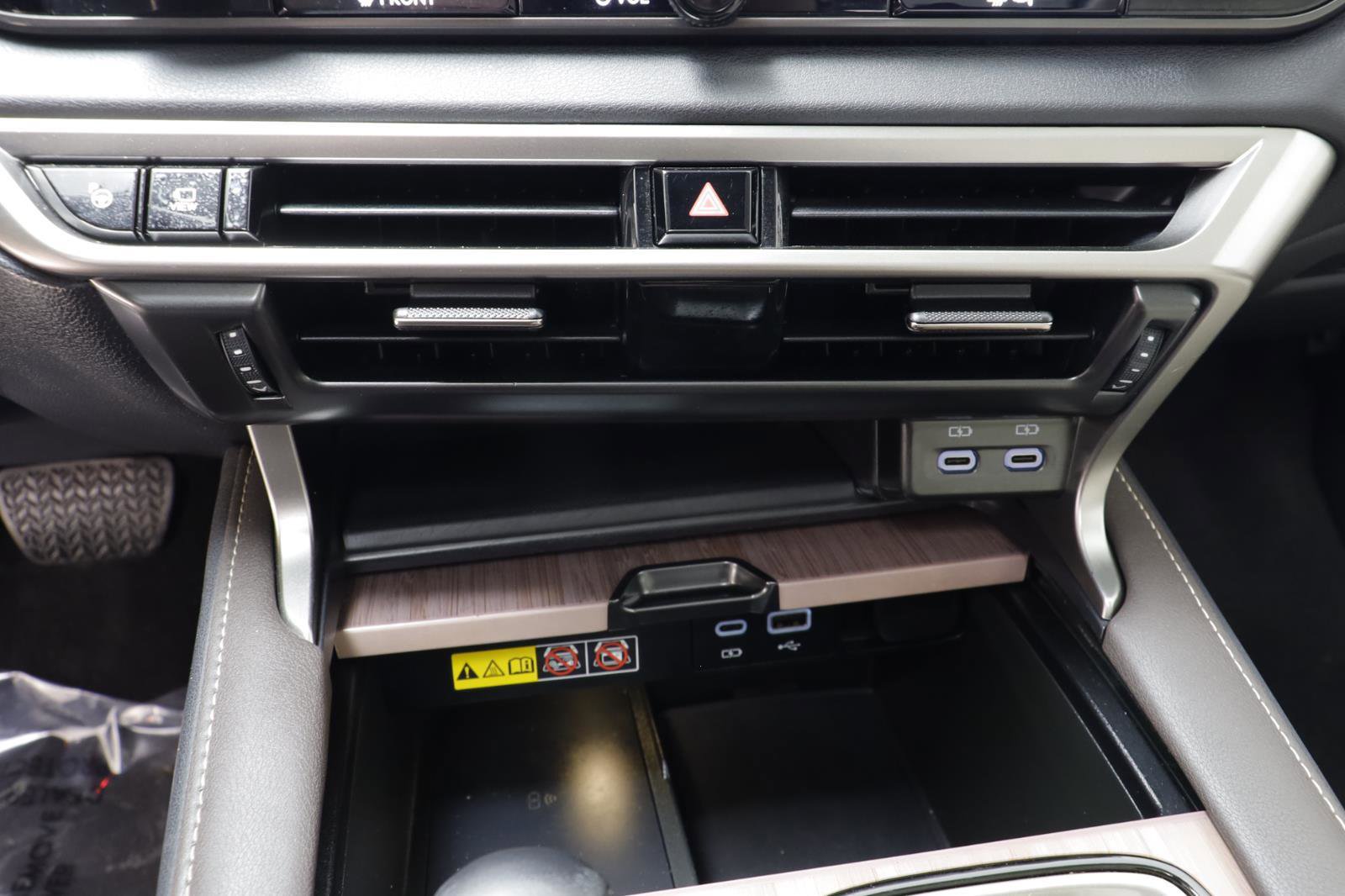 Used 2023 Lexus RX 350 RX 350 Luxury w/ Accessory Package image 12