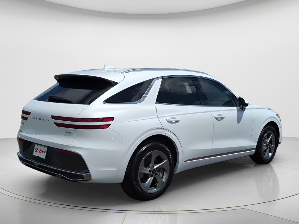 Used 2026 Genesis GV70 2.5T Select image 6