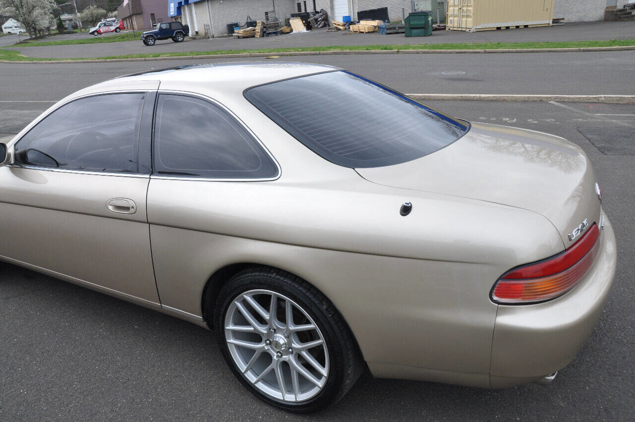 Used 1995 Lexus SC 300 Coupe image 17