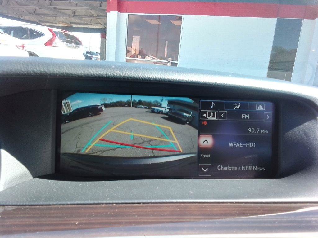 Used 2015 Lexus LS 460 Luxury Sedan w/ Comfort Package image 11