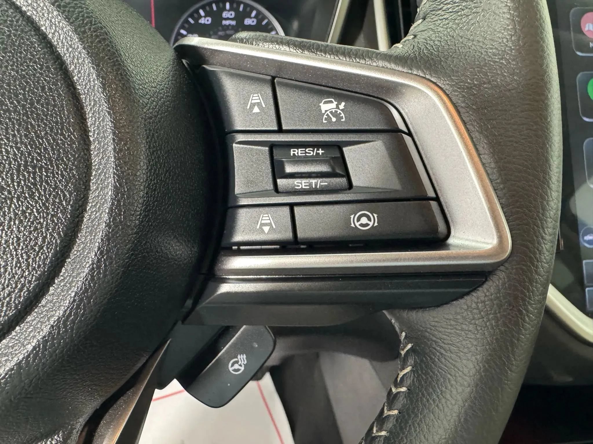 Used 2024 Subaru Ascent Limited w/ Technology Package AWD/4WD image 16