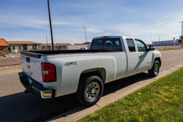 Used 2007 Chevrolet Silverado 1500 W/T w/ Towing Package AWD/4WD image 5