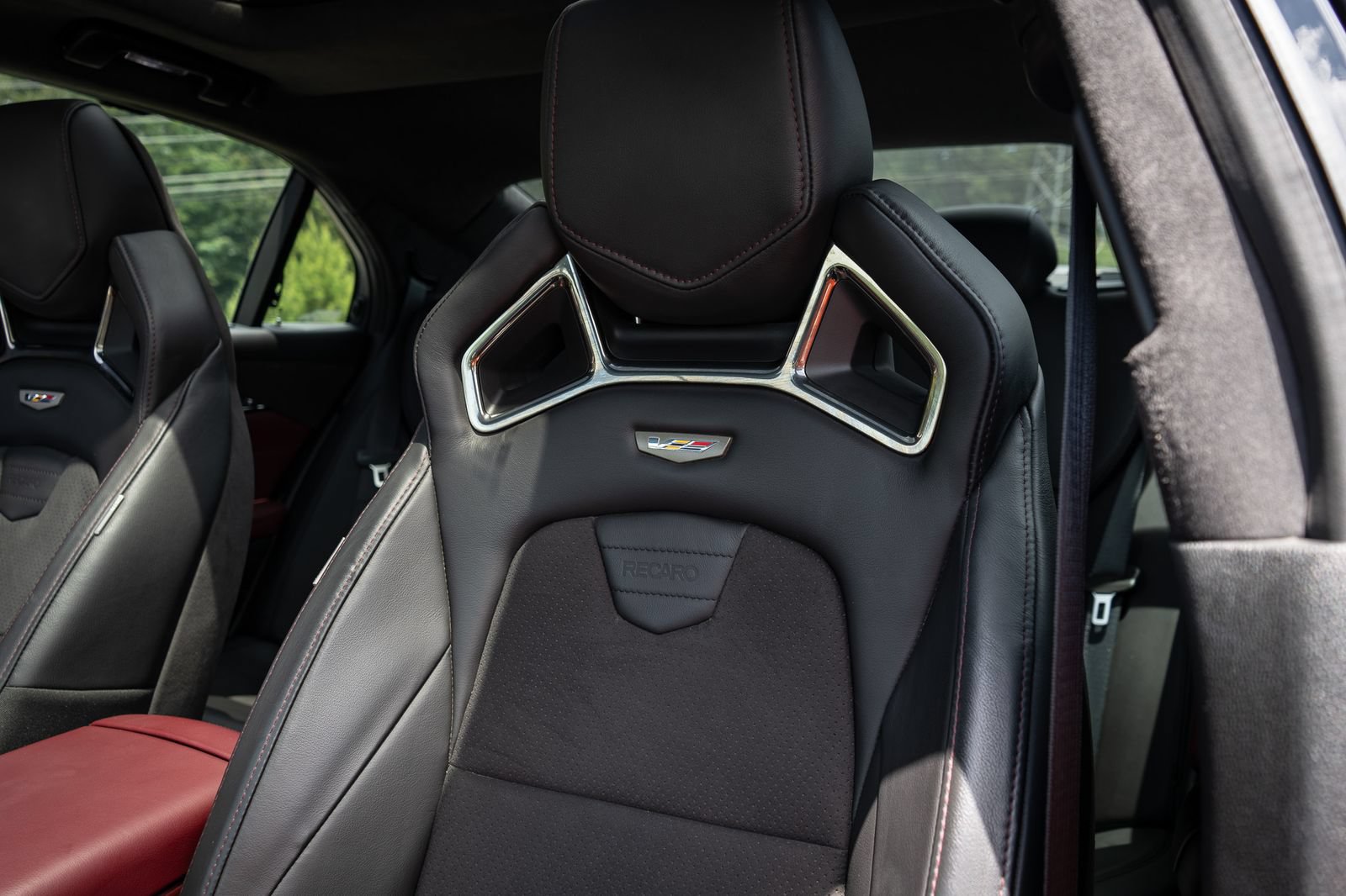 Used 2018 Cadillac CTS V RWD image 36