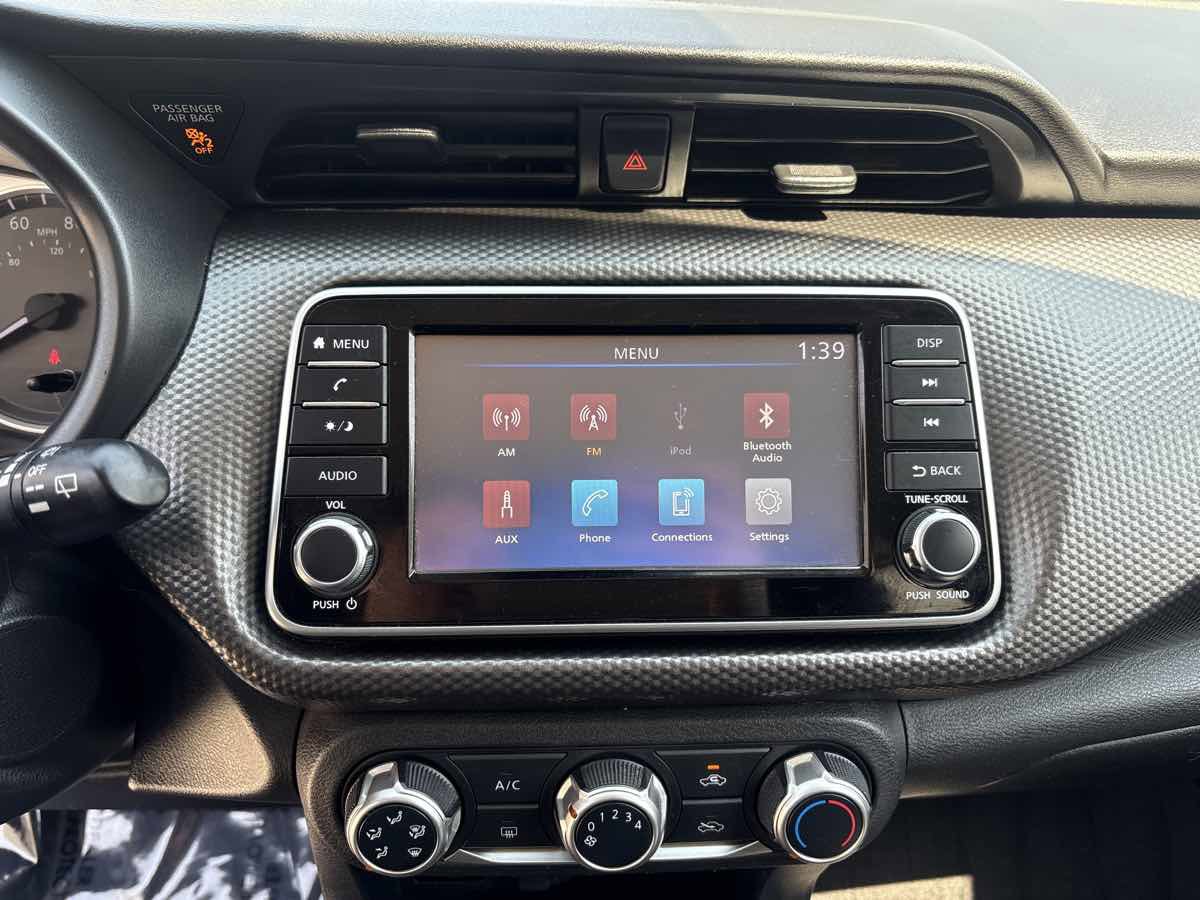 Used 2020 Nissan Kicks S FWD image 24