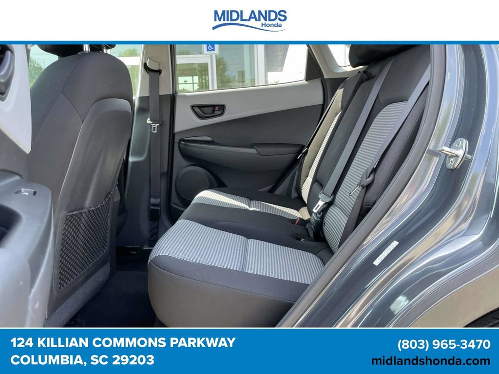 Used 2021 Hyundai Kona SEL Plus w/ Cargo Package FWD image 9