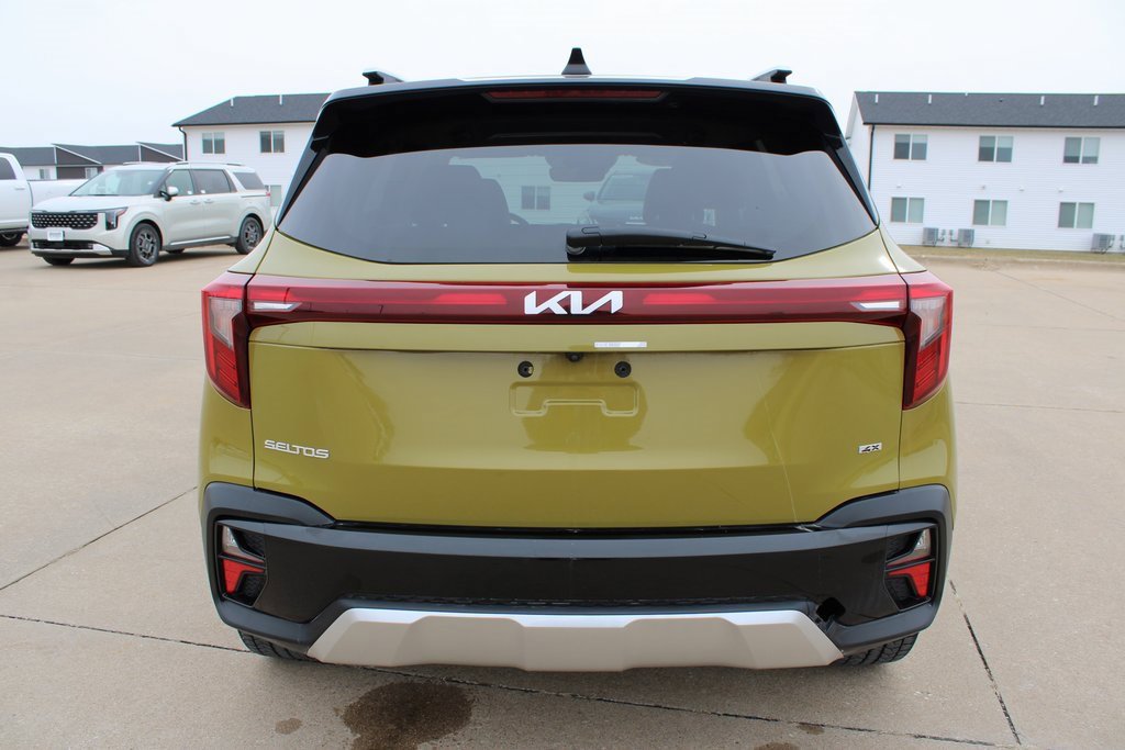 Used 2024 Kia Seltos SX image 14