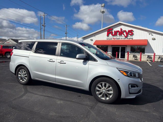 Used 2020 Kia Sedona LX FWD image 1