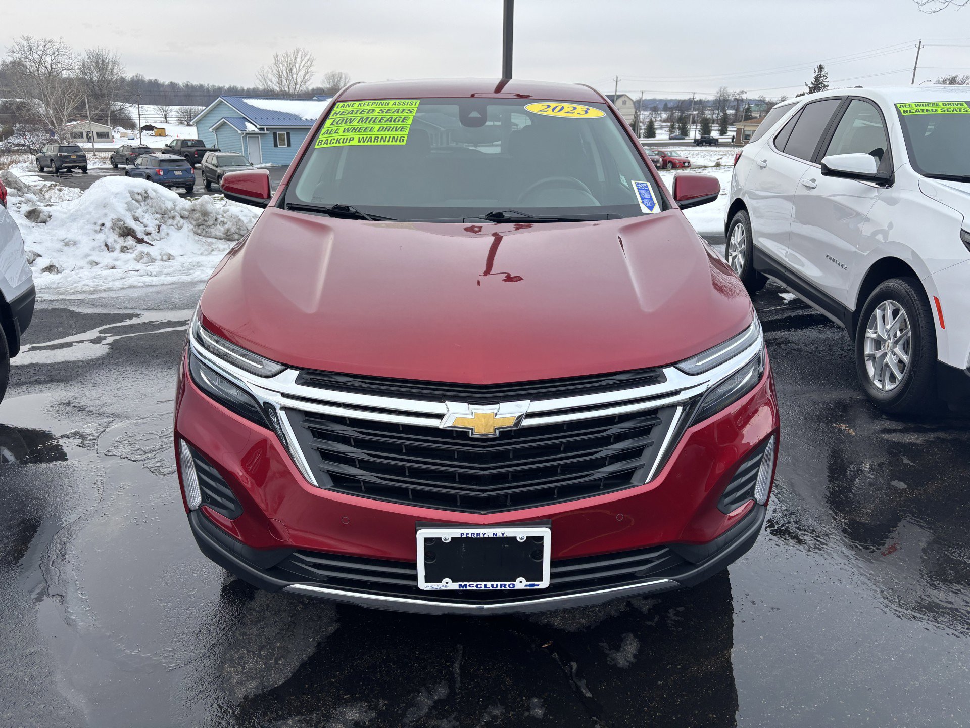 Used 2023 Chevrolet Equinox LT image 3