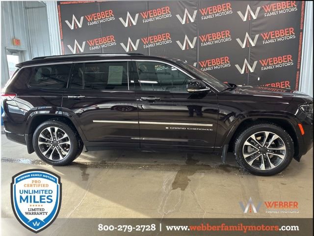 Used 2023 Jeep Grand Cherokee L Overland w/ Advanced Protech Group III image 2