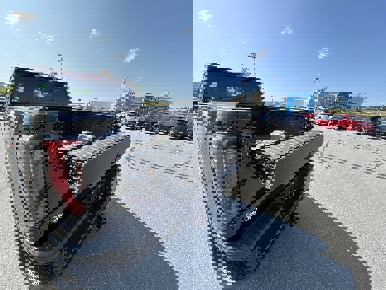 Used 2024 GMC Sierra 2500 AT4 w/ Technology Package image 10