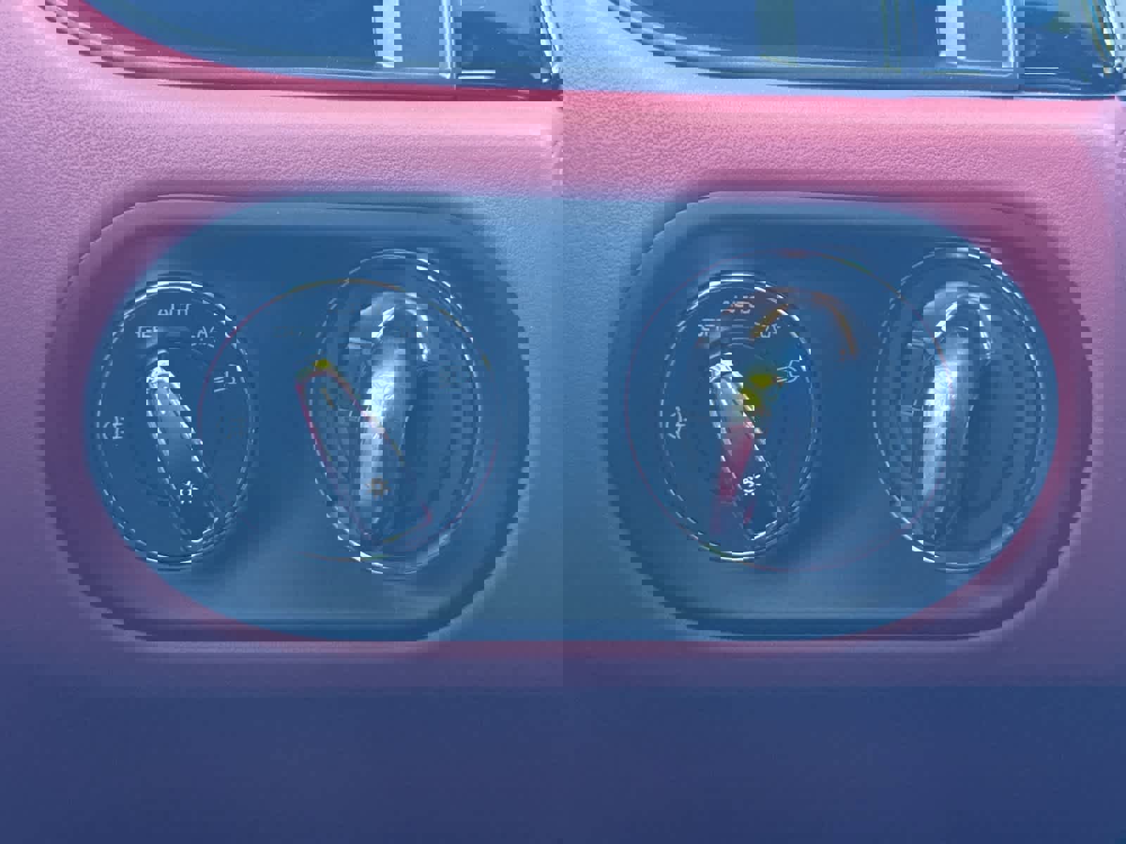 New 2026 Porsche Macan S AWD/4WD image 30