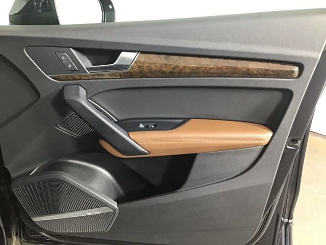 Used 2020 Audi Q5 2.0T Premium Plus image 22