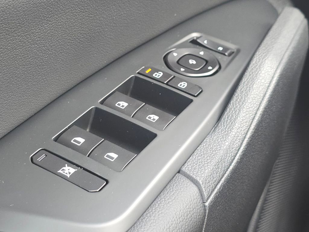 New 2026 Kia Sportage X-Line w/ X-Line Technology Package image 28