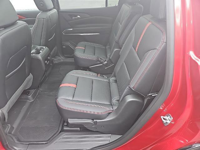 New 2026 Chevrolet Traverse RS w/ LPO, Floor Liner Package image 22