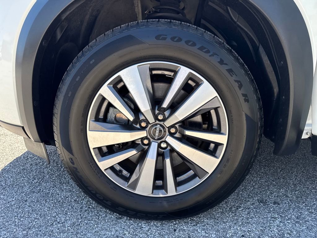 Used 2023 Nissan Pathfinder SL image 27