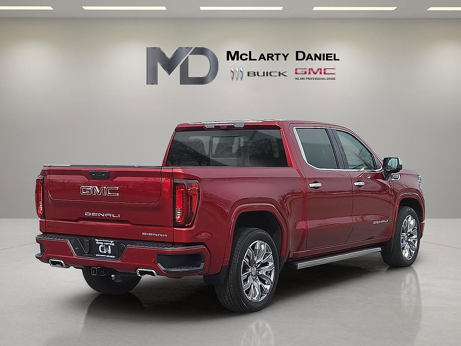 Certified 2024 GMC Sierra 1500 Denali w/ Denali Reserve Package image 5