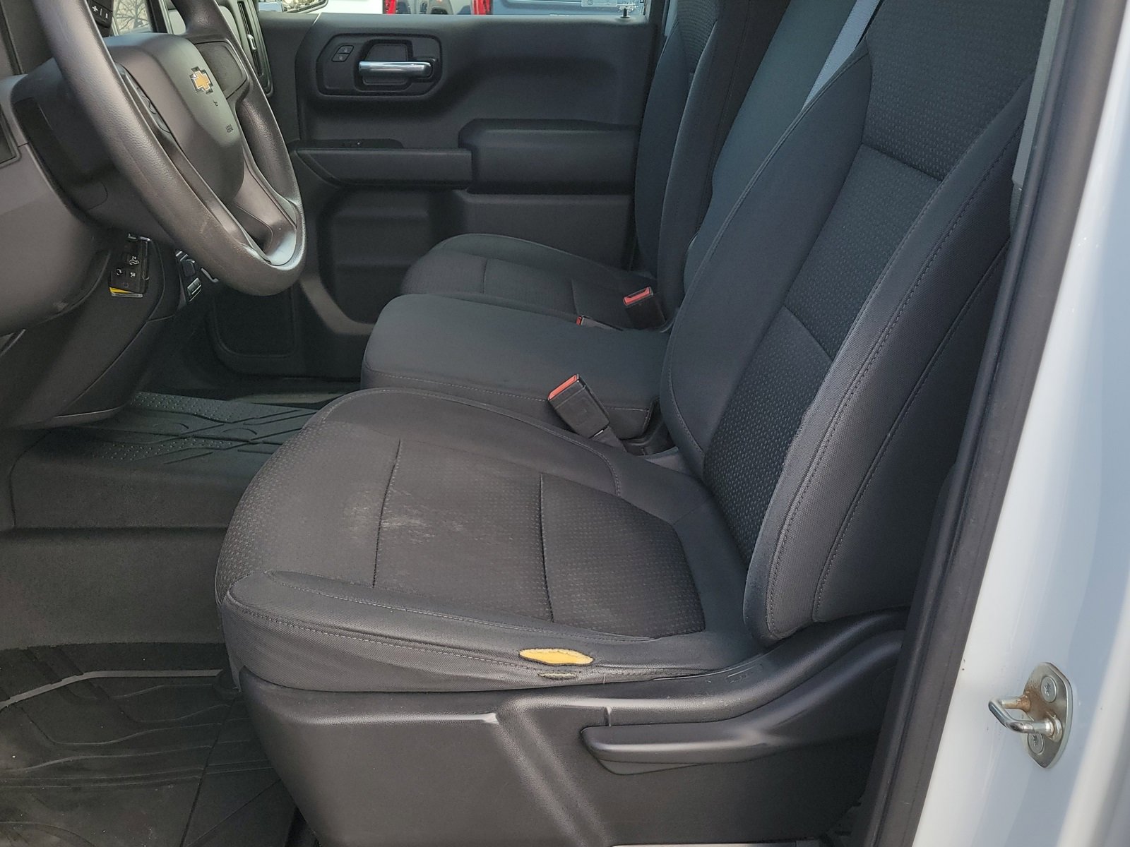 Used 2020 Chevrolet Silverado 1500 Custom w/ Custom Value Package image 6