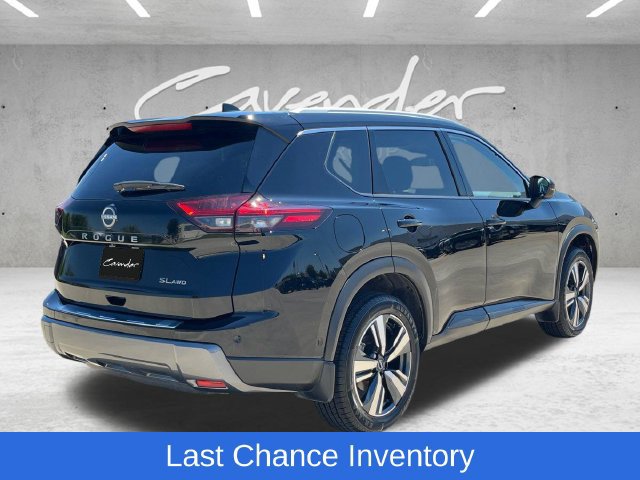 Certified 2025 Nissan Rogue SL AWD/4WD image 16