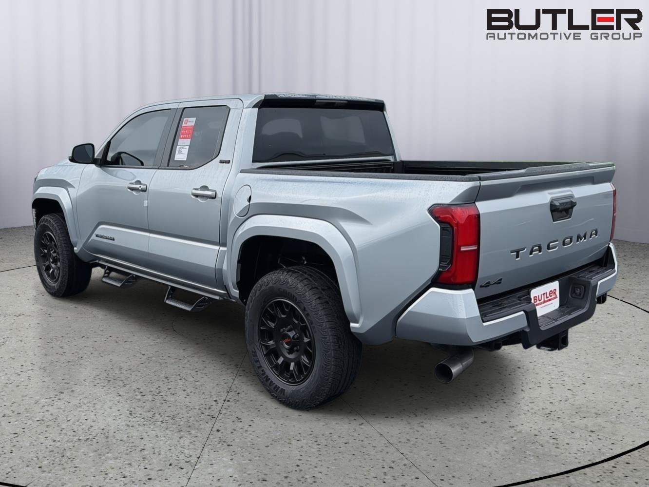 New 2026 Toyota Tacoma SR5 AWD/4WD image 4