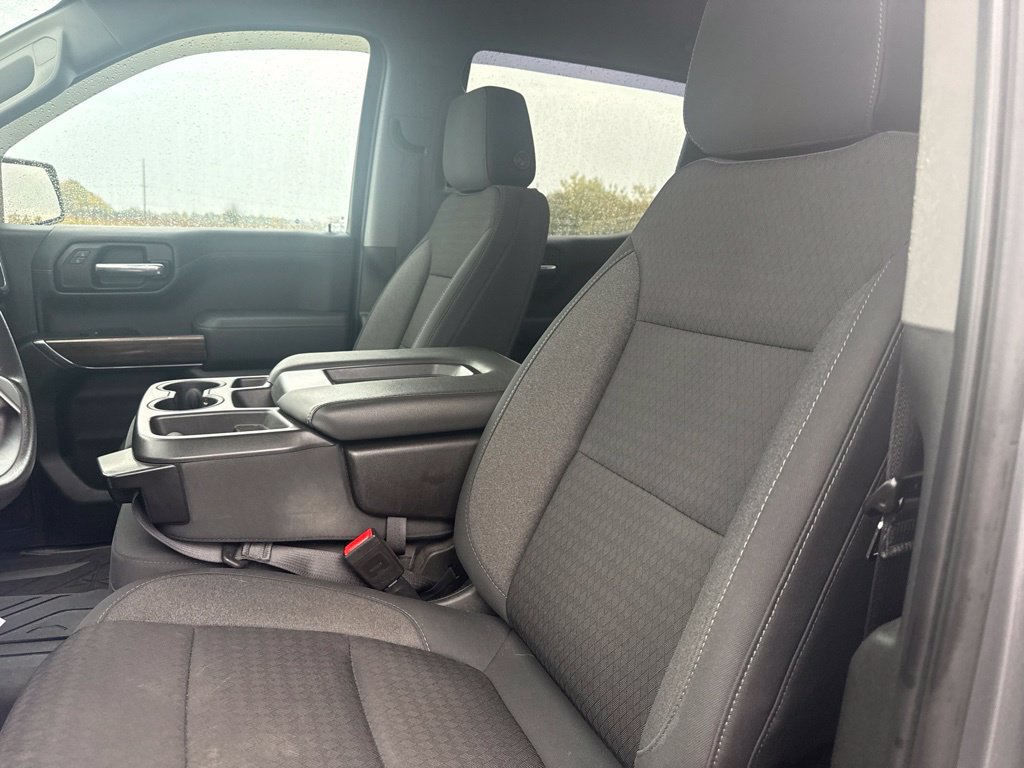 Used 2020 Chevrolet Silverado 1500 LT w/ LT Value Package AWD/4WD image 10